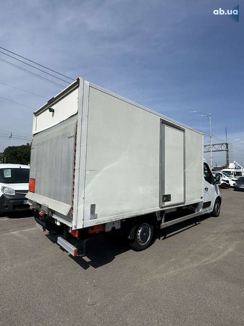 Renault Master 2019 - фото 10