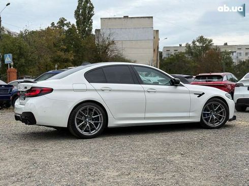 BMW M5 2022 - фото 3