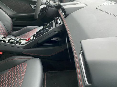 Lamborghini Huracan 2021 красный - фото 8