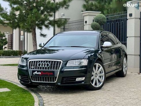 Audi S8 2010 - фото 8
