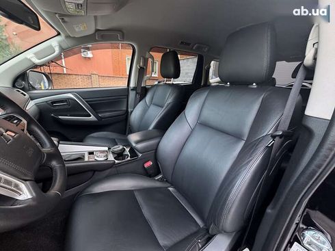 Mitsubishi Pajero Sport 2019 - фото 22