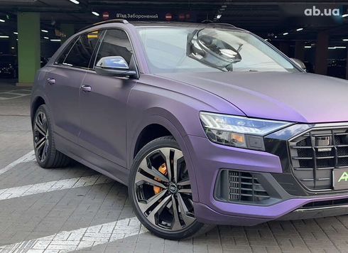 Audi Q8 2021 - фото 2