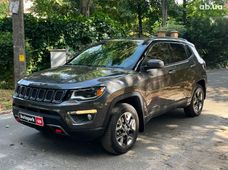 Продаж б/у позашляховик Jeep Compass - купити на Автобазарі