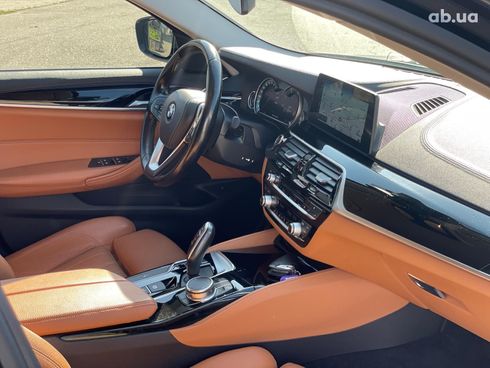 BMW 5 серия 2017 коричневый - фото 39