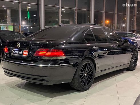 BMW 7 серия 2005 черный - фото 4