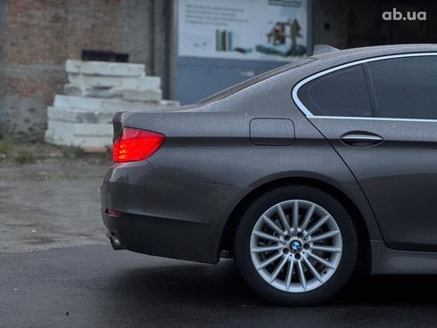 BMW 5 серия 2011 коричневый - фото 13