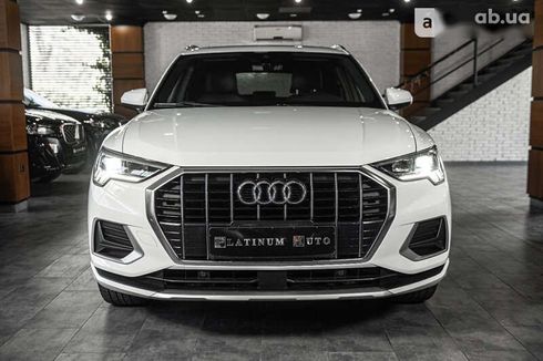 Audi Q3 2019 - фото 2