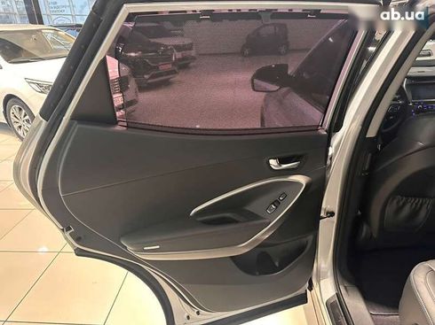 Hyundai Santa Fe 2017 - фото 21