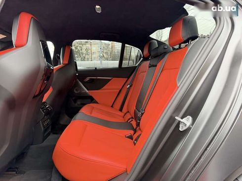 BMW M5 2025 - фото 29