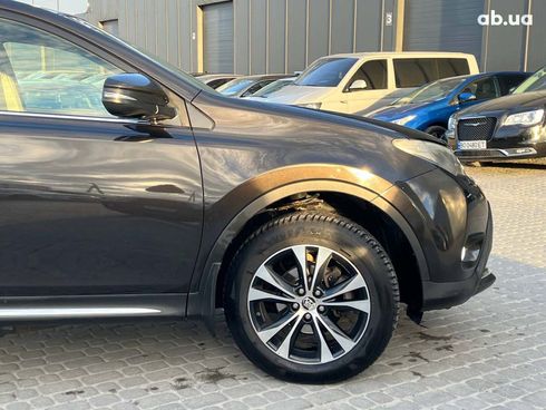 Toyota RAV4 2014 коричневый - фото 33