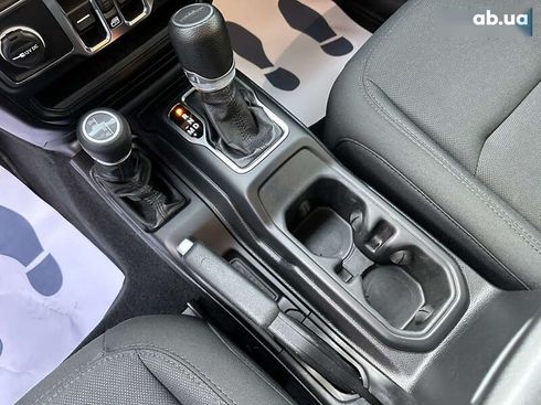 Jeep Gladiator 2019 - фото 20