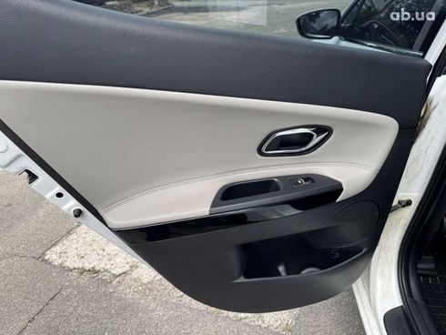 Kia Cee'd 2018 белый - фото 13