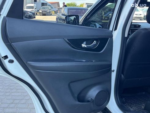 Nissan X-Trail 2019 белый - фото 24