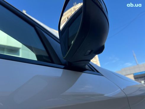 Mercedes-Benz GLC-Класс 2020 белый - фото 81