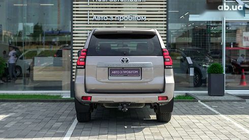 Toyota Land Cruiser Prado 2022 - фото 4