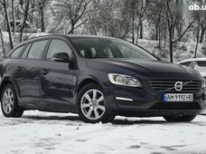 Продаж вживаних Volvo V60 2014 року в Бердичеві - купити на Автобазарі