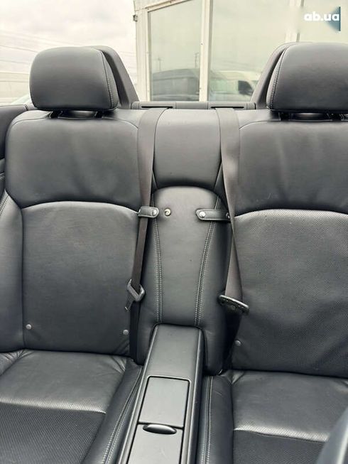 Lexus IS 2011 - фото 25