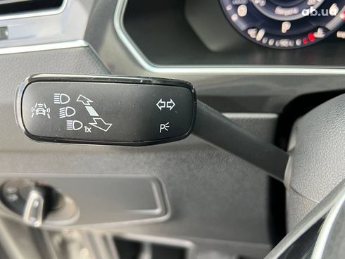 Volkswagen Tiguan 2017 серый - фото 26