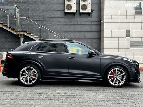 Audi RS Q8 2020 - фото 14