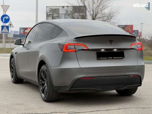 Tesla Model Y 2022 - фото 13