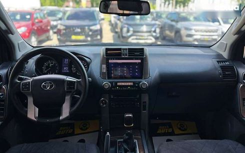 Toyota Land Cruiser 2012 - фото 18