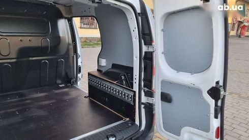 Renault Kangoo 2020 - фото 30