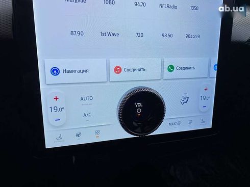 Ford Mustang Mach-E 2022 - фото 17