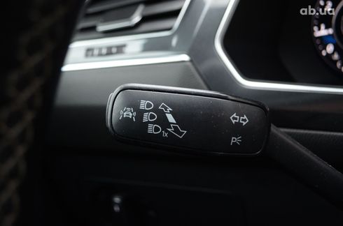Volkswagen Tiguan 2018 белый - фото 16