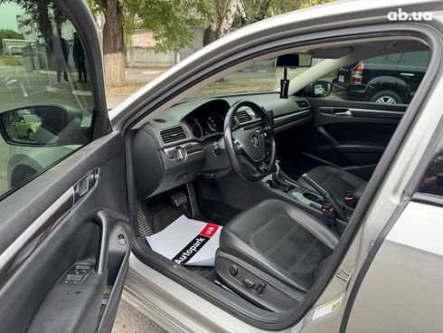 Volkswagen passat b7 2012 серый - фото 26