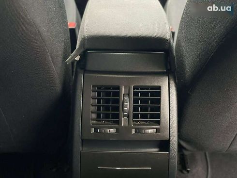 Skoda Octavia 2012 - фото 20