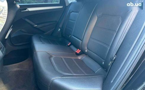 Volkswagen Passat 2016 - фото 14