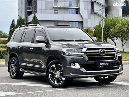 Toyota Land Cruiser 2020 - фото 19