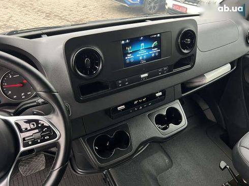 Mercedes-Benz Sprinter 2021 - фото 19