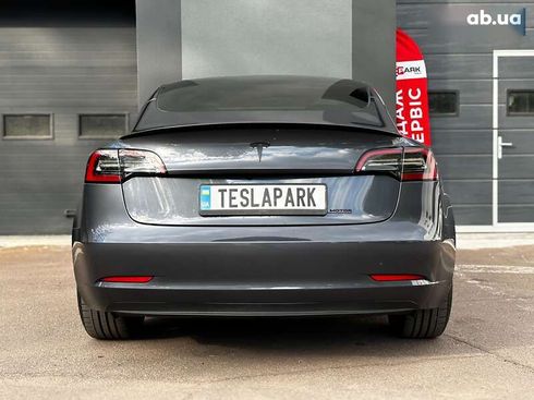 Tesla Model 3 2023 - фото 9