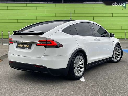 Tesla Model X 2019 - фото 11