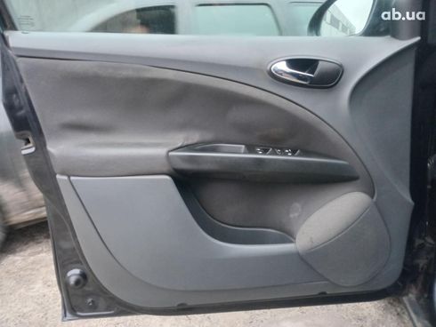 SEAT Toledo 2008 черный - фото 33