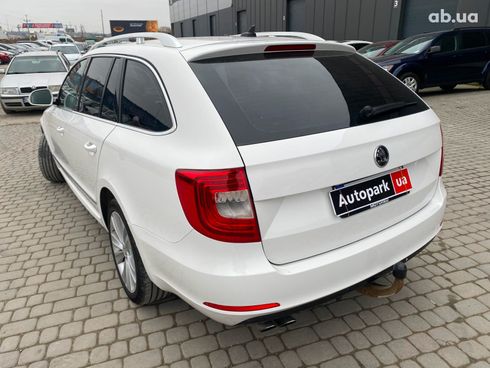 Skoda Superb 2015 белый - фото 7