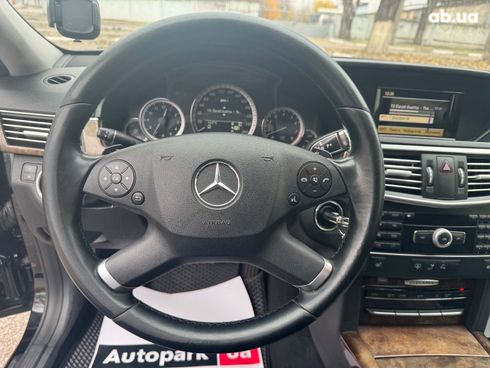 Mercedes-Benz E-Класс 2010 черный - фото 24