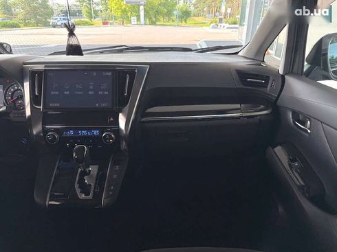 Toyota Vellfire 2017 - фото 23