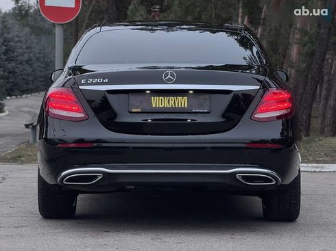 Mercedes-Benz E-Класс 2019 - фото 14