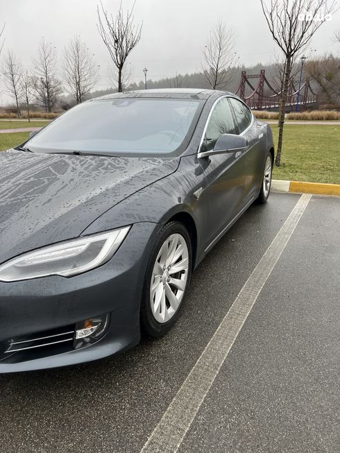 Tesla Model S 2016 серый - фото 13