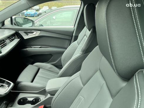 Audi Q4 e-tron 2023 - фото 28