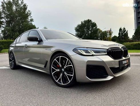 BMW 5 серия 2021 - фото 14