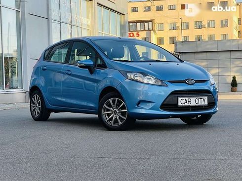 Ford Fiesta 2011 - фото 9