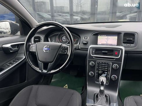 Volvo V60 2013 - фото 17