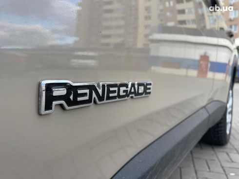 Jeep Renegade 2015 бежевый - фото 9