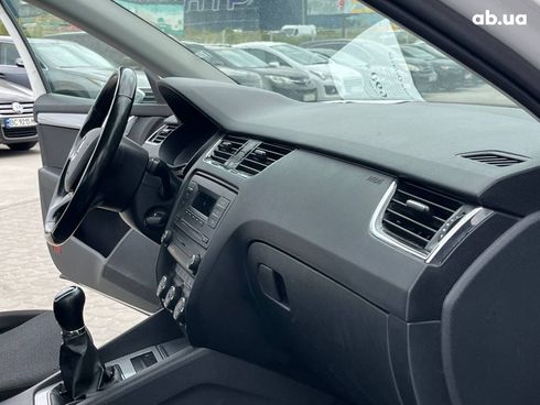 Skoda Octavia 2014 белый - фото 4