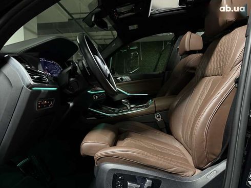 BMW X7 2022 - фото 28