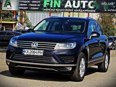 Продаж вживаних Volkswagen Touareg 2015 року - купити на Автобазарі