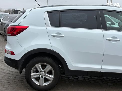 Kia Sportage 2014 белый - фото 21